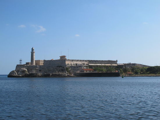 Castillo de los Tres Santos Reyes Magnos del Morro mit Leuchtturm