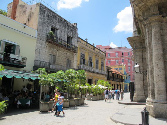 Neben dem Palacio de los Capitanes Generales