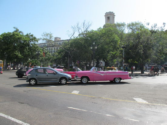 Oldtimer am Parque Central