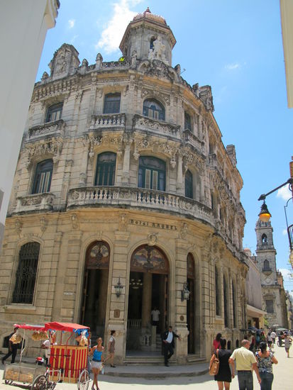 Hotel Raquel