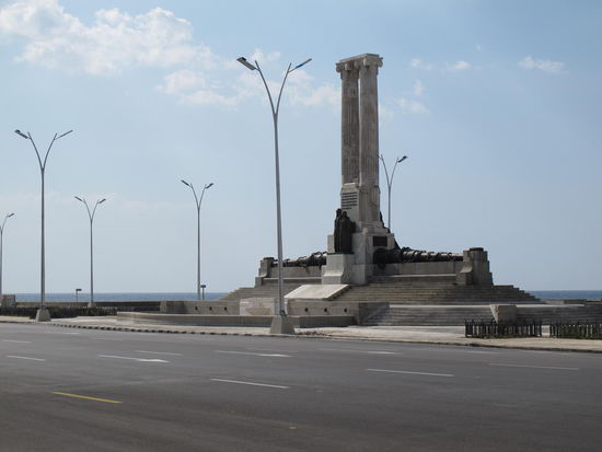 Monumento a las Victimas el Maine