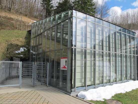 Dokuzentrum Obersalzberg, Eingang zum Bunkersystem