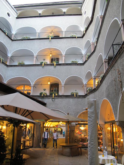 Innenhof zwischen Getreidegasse und Universitätsplatz