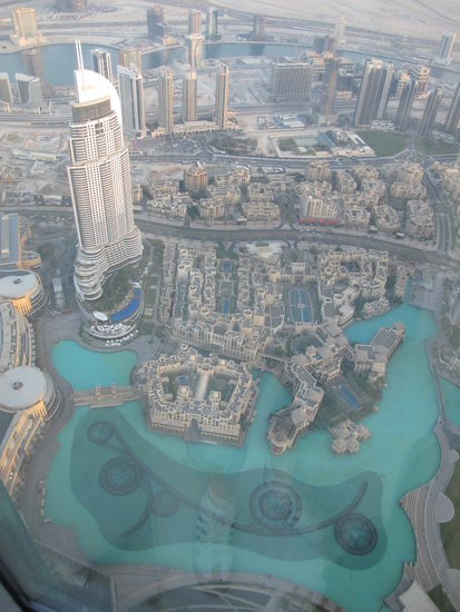 Burj Khaifa Lake mit Address Hotel