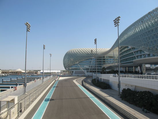 Die Formel 1 Strecke von Abu Dhabi auf Yas Island