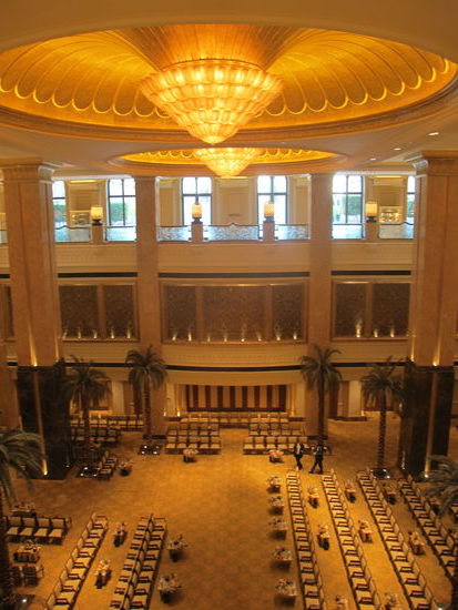 Vorbereitungen der Hochzeit eines Scheichfamilienmitglieds