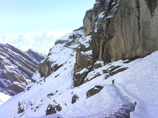 Das Bild ist allerdings vom Rueckweg, soweit waren sie mit Schnee raeumen bei unserem Hinweg noch nicht.