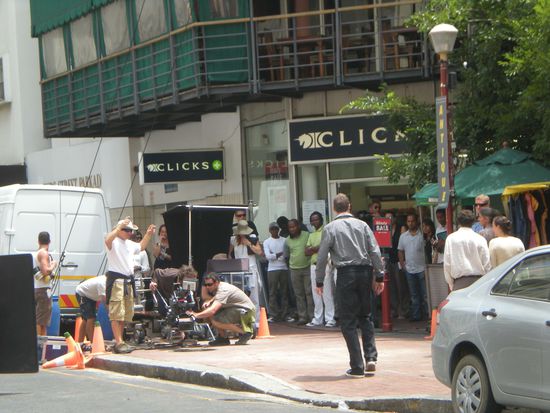 Kai Pflaume, leider nur von hinten, aber eine coole Jeans hat er an, oder?