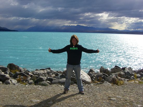 Letzter Fotostop auf dem Weg nach Christchurch... Time to say good bye!
Nach 3 super Wochen im Kiwi Land geht es dann fuer mich auch wieder rueber nach Australien... Bye NZ; ich komme auf jeden Fall wieder... Thx, hatte hier echt ne tolle Zeit... 
So ihr Lieben das war er nun mein NZ Reisebericht. Ich hoffe er hat euch gefallen... Bald kommen neue Geschichten und Bilder aus dem schoenen Australien... Auf bald...