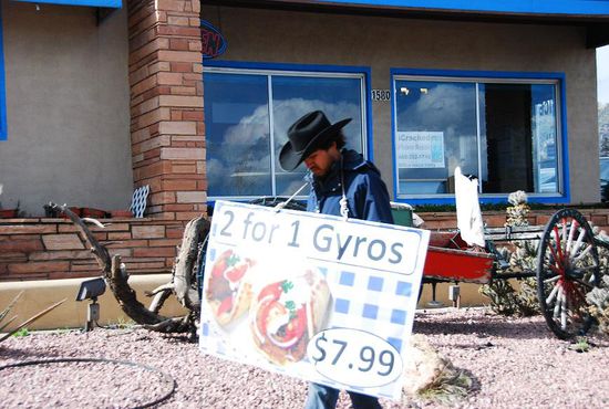 Mobile Werbetafel, Witterungsbeständig, automatischer Richtungswechsel... 