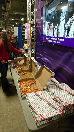 Party bei Milk Source