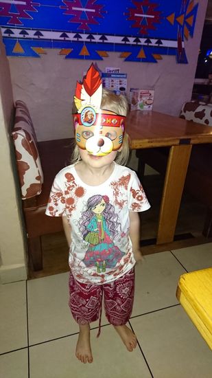 Abendessen mit Spielplatz für die Kinder