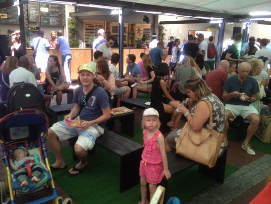 Old Biscuitt Mill, Feinschmecker Markt