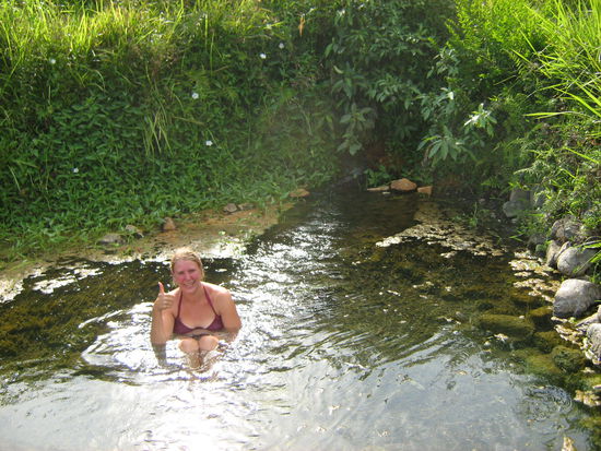 die heisse Quelle in Moni