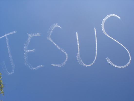 Nein, es war weder eine Liebeserklaerung noch ein Heiratsantrag! Sondern eher eine Erinnerng an den Sinn des Weihnachtsfestes...
Oder gar WERBUNG fuer die YMCA-Bewegung in Sydney!!!!!