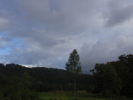 ...da braut sich was zusammen...