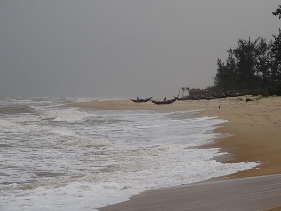 Wetterbericht - kalt, ungemütlich, regnerisch, stürmisch in der regenreichsten Stadt Vietnams
