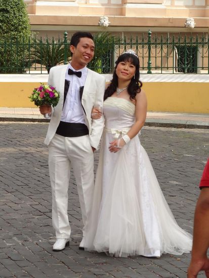 Hochzeitspaare - und viele davon überall - und viele lassen sich sehr gerne fotographieren