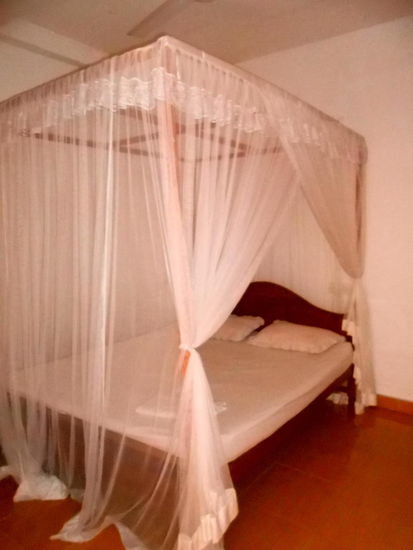 Prinzessin für 2 Nächte für 9 € zu haben gewesen. Ganz ganz niedlich war das Guest House in Unawatuna