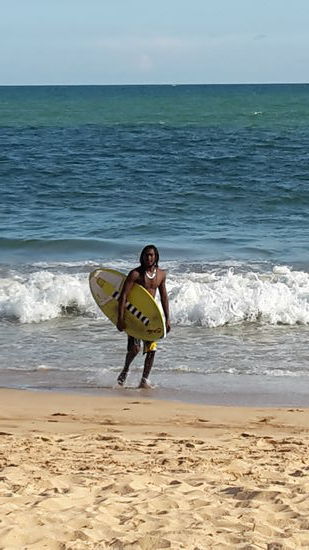 hier kommt er - der Meister der Wellen