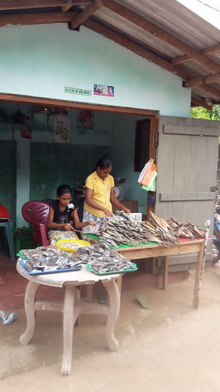 Snacks &amp; Co sind am Wegesrand erhältlich