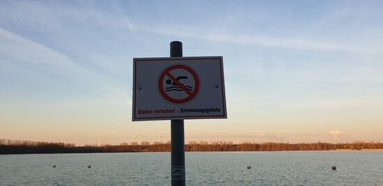 Ertrinkungsgefahr ist tatsächlich ein anerkanntes Substantiv