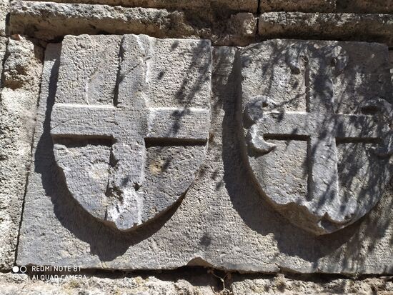 Die Johanniter haben sich in den Stein gemeißelt