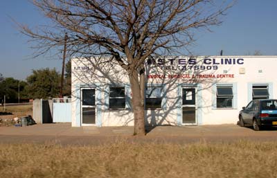 Der medizinischen Versorgung - sie gilt in Botswana als geradezu vorbildlich - diente diese Klink