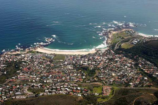 Welche Bucht lag hier weit unter uns, es Sea Point, die Bantry Bay, Clifton oder Camps Bay? Egal es war wunderschön.