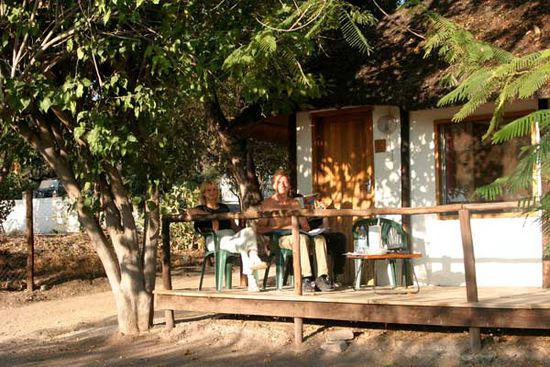 Das Crocodile Camp lag sehr schön oberhalb vom Tamalakane River.