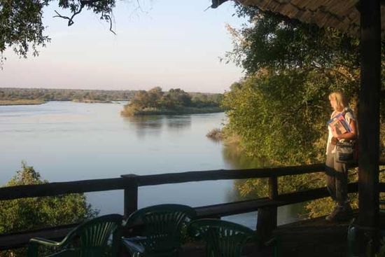 Die "Suclabo Lodge" hoch über dem Okawango