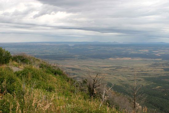 Ich vermute mal, dass die Indianerstämme diesen Ausguck weniger wegen der schönen Aussicht sondern eher aus strategischen Gründen geliebt haben.