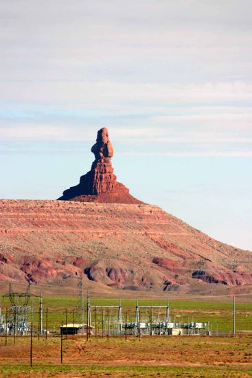 Auf dem Weg dorthin sahen wir immer wieder interessante Felsformationen.