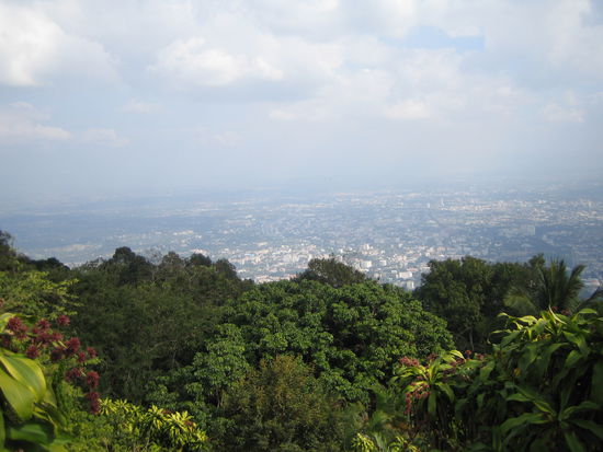 Aussicht vom Tempel ueber die Stadt