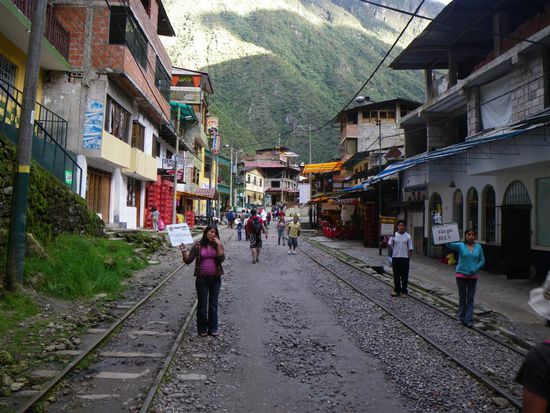Die Hauptstrasse besteht aus Gleisen