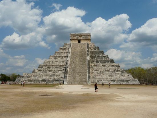 Die beruehmteste Pyramide der Maya...Pyramide de Kukulcan, auch El Castillo genannt.