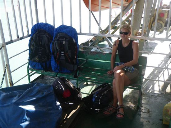 Auf der Faehre nach Savaii.