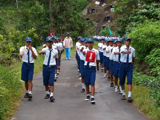 Parade bzw. Maschieren zum Unabhaengigkeitstag.