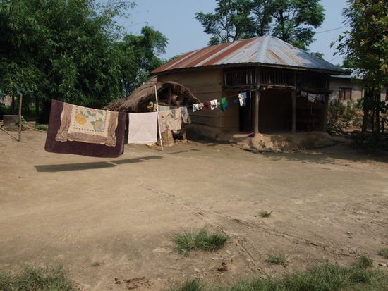 Traditionelles Lehmhaus der Einheimischen