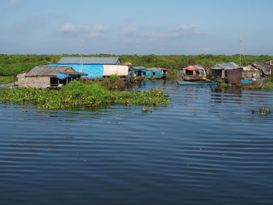 Schwimmende Doerfer auf dem Tonle Sap See