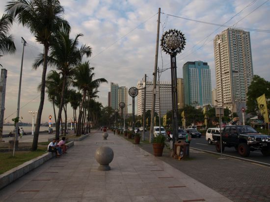 Baywalk, Manila
