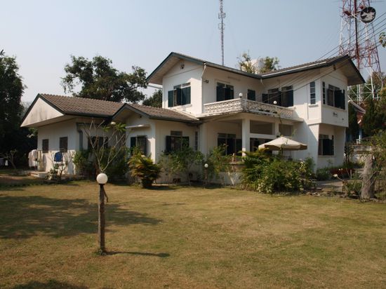 UNSER GUESTHOUSE "BAAN RUB AROON"