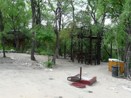 Treesleepers Camp, Tsintsabis