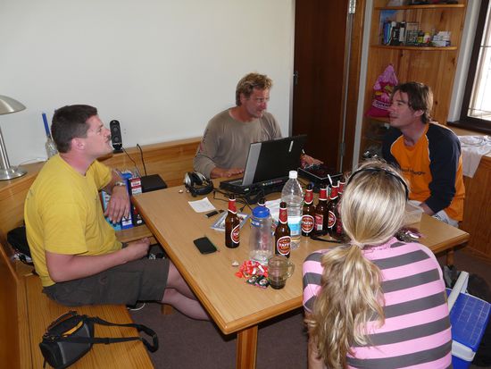 Stephan, Mario und Xandi mit Katja