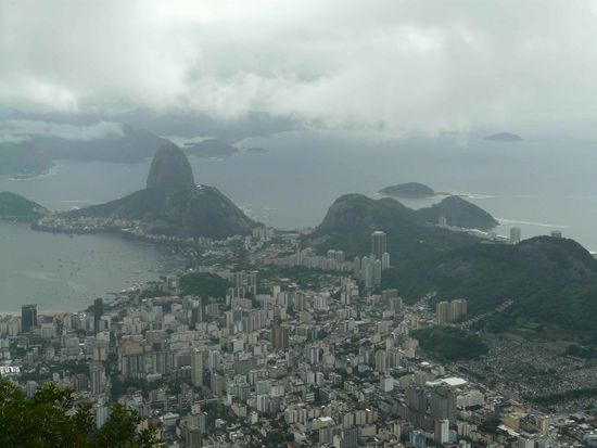 Blick vom Corvocado ueber Rio