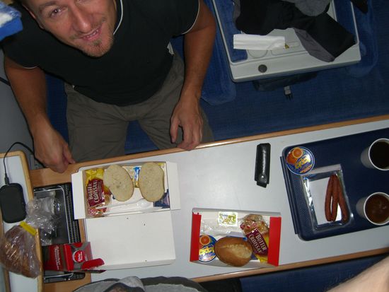 Frühstück ist im Autozug - Reisepreis inklusive