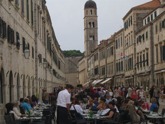 Blick über die Stradun Richtung Westtor