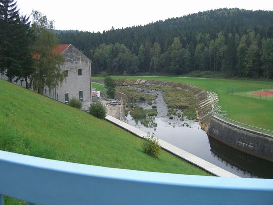 noch ganz klein: die Moldau am Lipno-Stausee