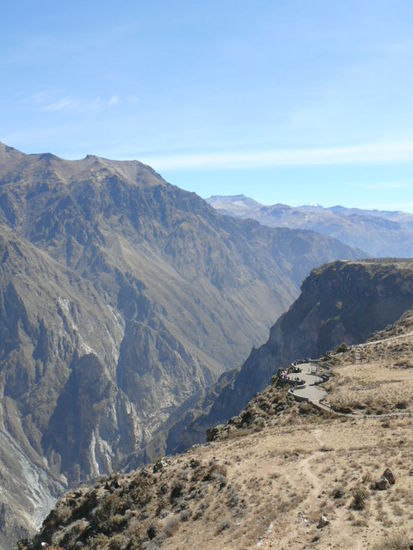 "Mirador el Cruz del Condor" (Aussichtsplatform, um die Kondore beim Segeln zu beobachten) Wir haben in den ganzen drei Tagen keinen einzigen Kondor gesehen