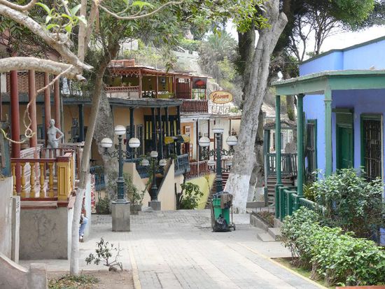"Bajada de Baños", hier gehts zum Strand und hier ist auch das "Kaminu"
